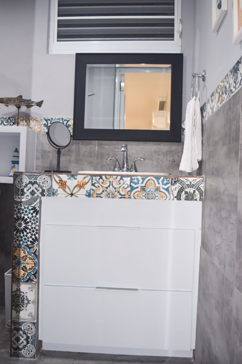 Bathroom 4, CALIZO VIP GUEST HOUSE