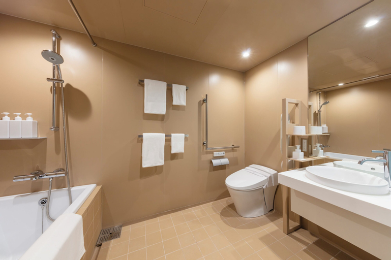 Bathroom 9