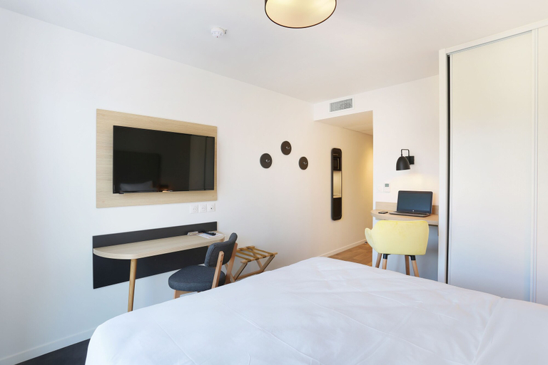 Bedroom 3, Appart Hotel Odalys City Centre Compans Caffarelli, Haute-Garonne