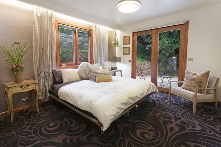 Bedroom 2, Eco Villa Mt Beauty Near Falls Creek & Bright, Alpine - East