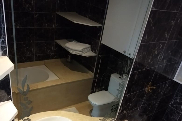 Bathroom 4, Marina Agadir Maliari, Agadir-Ida ou Tanane