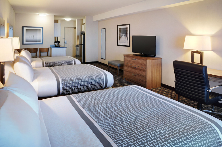 Bedroom 3, Pomeroy Inn And Suites Vermilion, Division No. 10