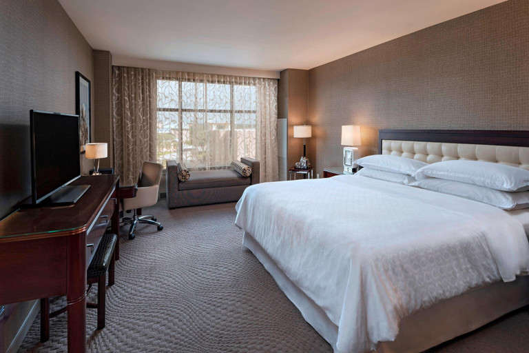 Bedroom 4, Sheraton Austin Georgetown Hotel & Conference Center, Williamson