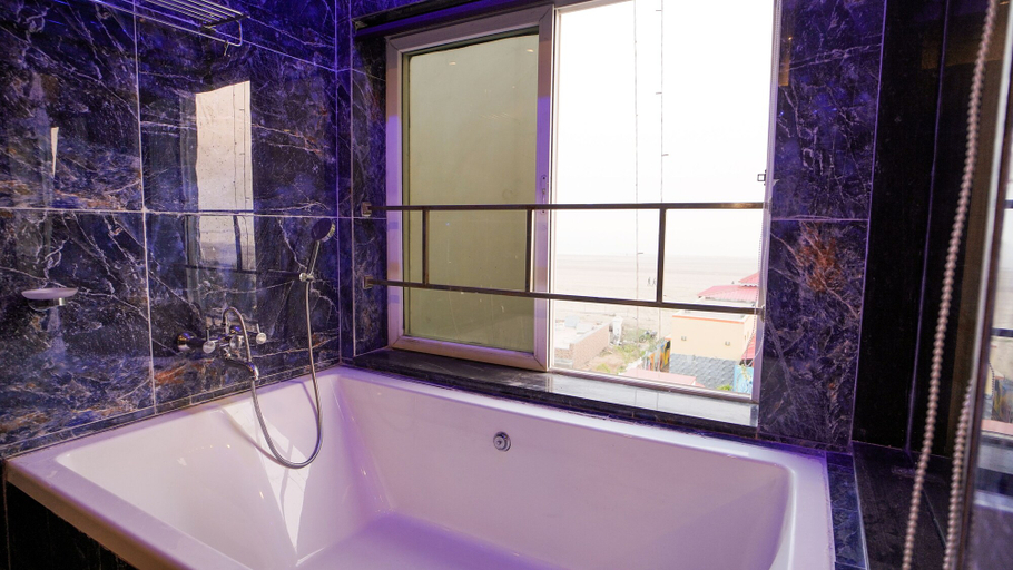 Bathroom 5, Sher Bengal Beach Resort, Purba Medinipur