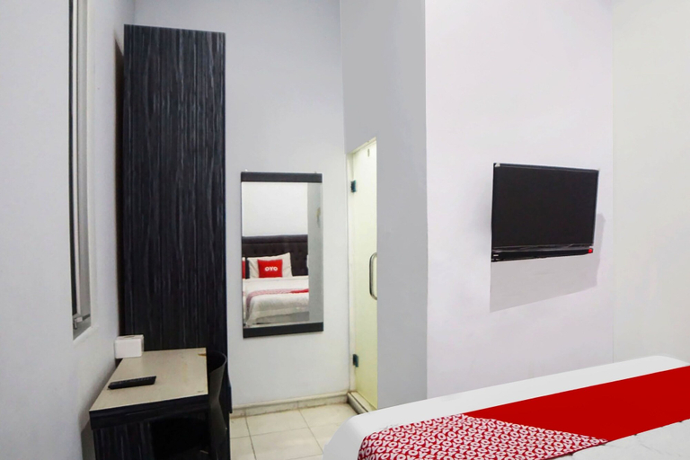Bedroom 5, Hotel O Wika Wiki Homestay, Medan