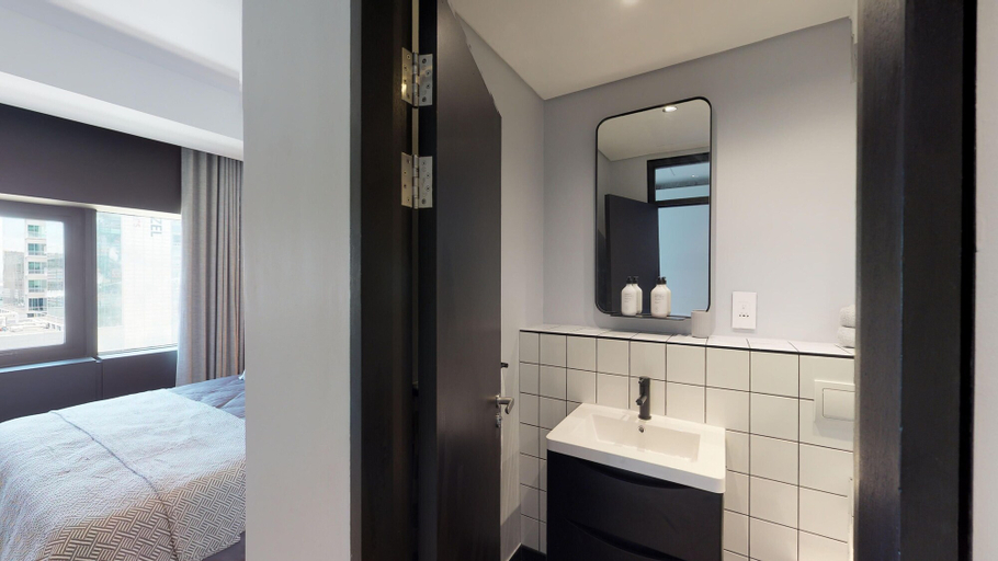 Bathroom 4, Luxury City Living, City of Cape Town