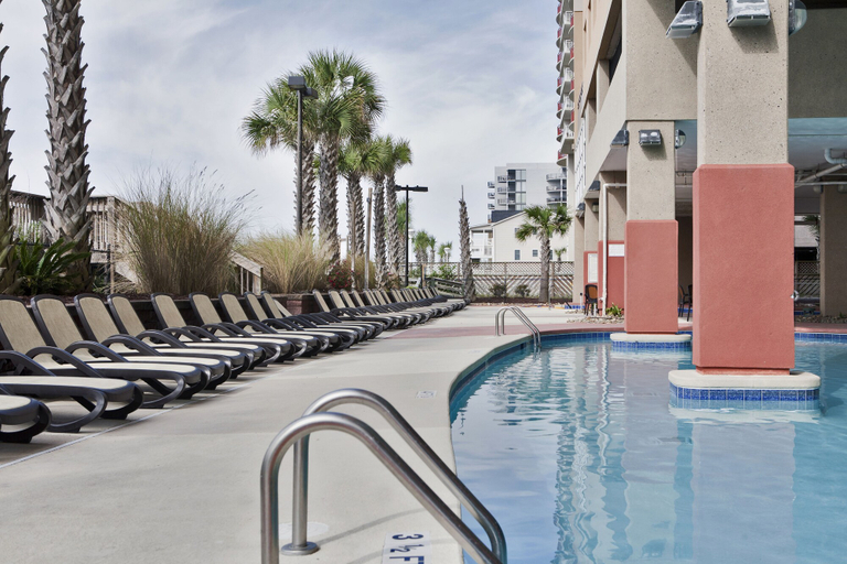 Sport & Beauty 2, Bahama Sands Luxury Condominiums, Horry