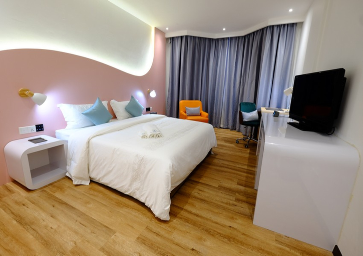 Bedroom 2, Kuching Park Hotel, Kuching