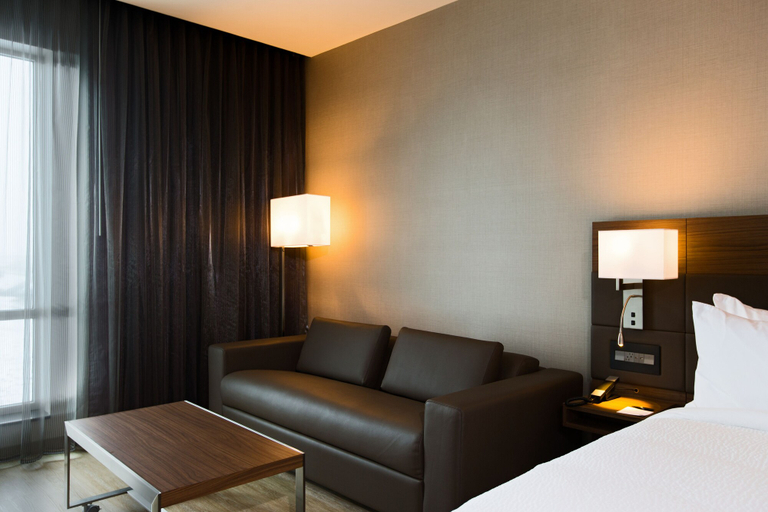 Bedroom 2, AC Hotel by Marriott Cincinnati at Liberty Center, Butler