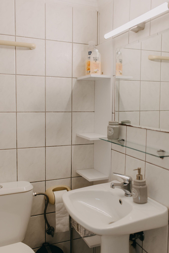 Bathroom 3, Best House Town View Apartment, West Greece