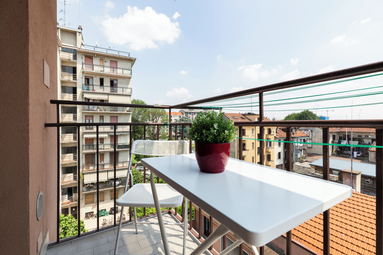View from room 5, notaMi - Gonin San Cristoforo, Milano