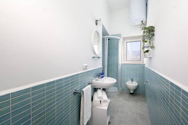 Bathroom 4, Estate4home - Maison Jenny, Salerno