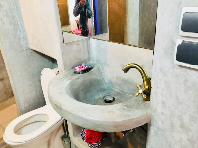 Bathroom 2, Darzayna, Essaouira
