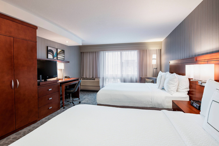 Bedroom 3, Courtyard by Marriott Edmonton West, Division No. 11