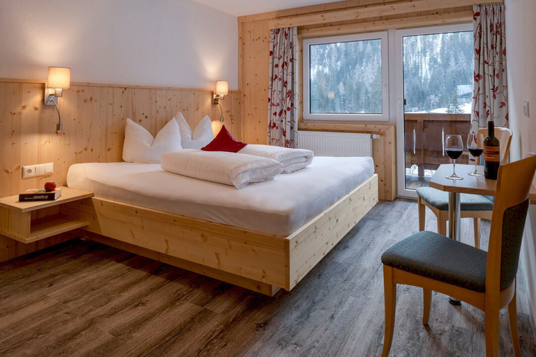 Bedroom 2, Zollwirt, Lienz