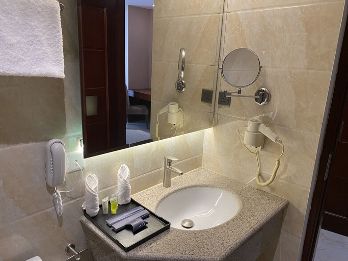 Bathroom, Hotel Tower Inn, Chittagong