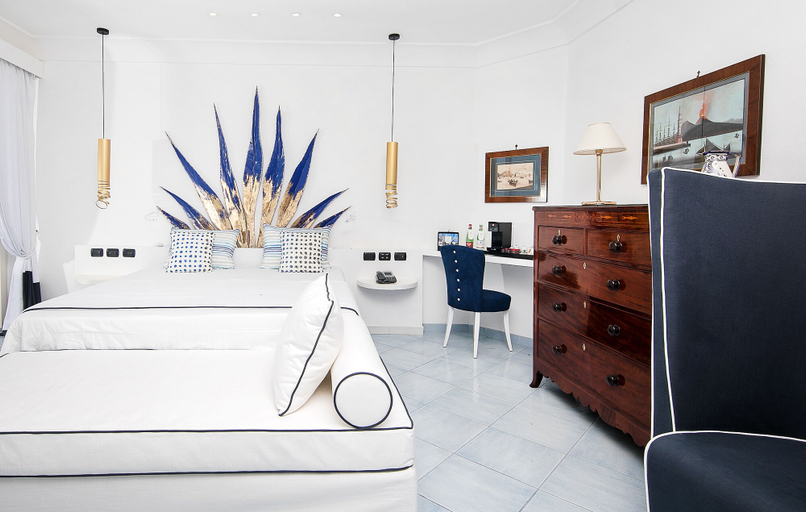 Bedroom 3, Hotel Le Agavi, Salerno
