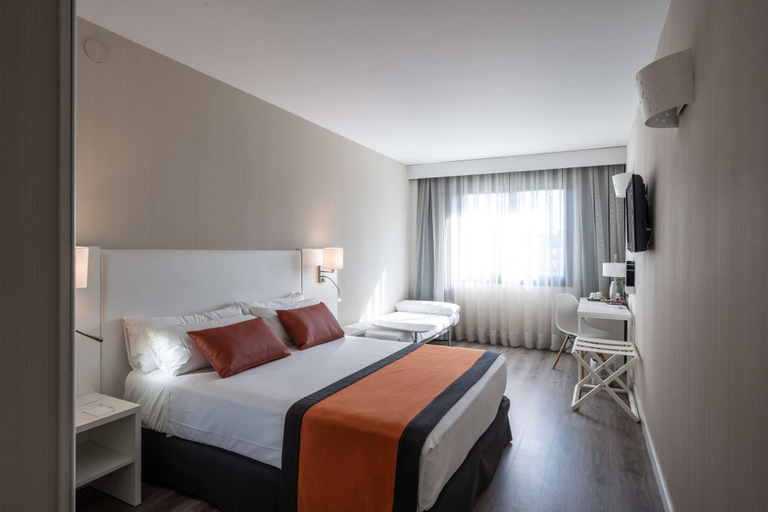 Bedroom 3, Catalonia Sabadell, Barcelona