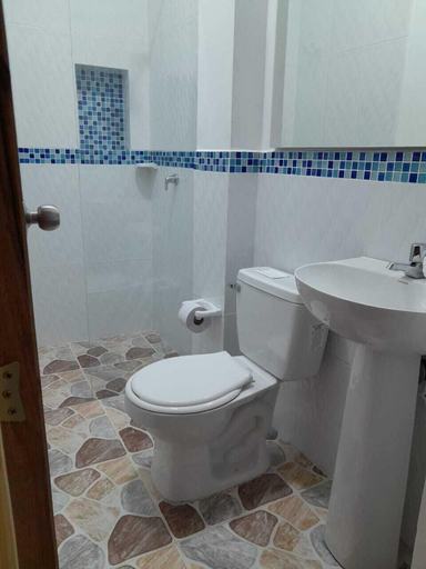 Bathroom 4, HOTEL SANTA FE DEL PARQUE, Santa Fe de Antioquia