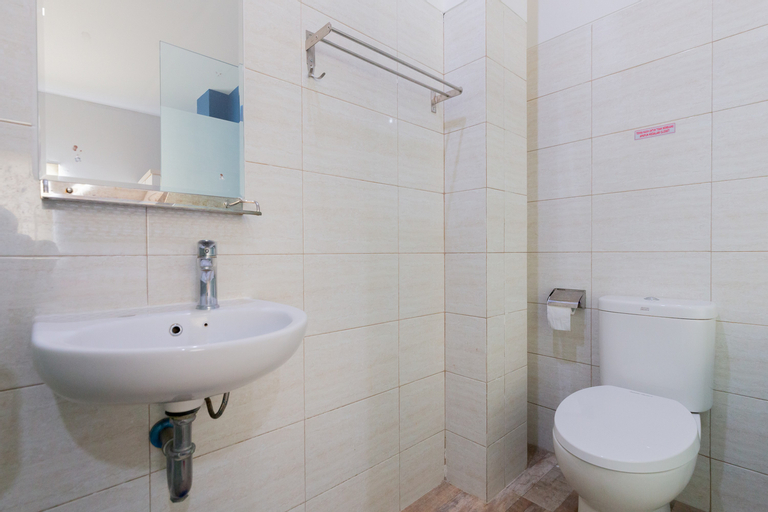 Bathroom 5