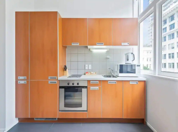 Others 4, Lively and Stunning Central Apt by Zodiak Stays, Waitakere