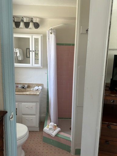 Bathroom 4, Coconut Cove Resort and Marina, Monroe
