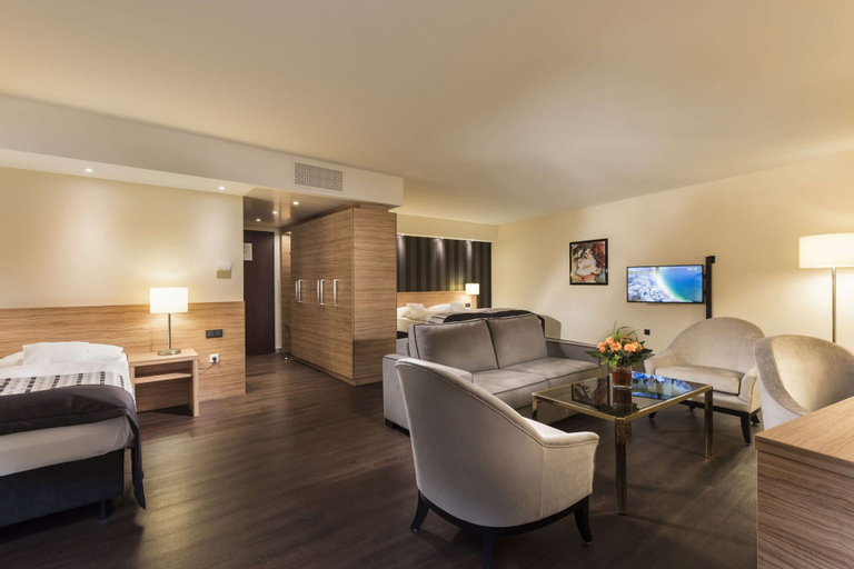 Bedroom 6
