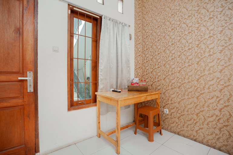 Others 5, RedDoorz Syariah near Jatisampurna Hospital, Bekasi