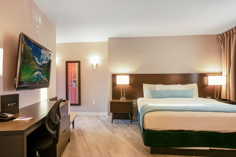 Bedroom 3, Safari Inn Burbank/Universal, a Coast Hotel, Los Angeles