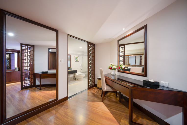 Bathroom 5, Minh Toan Galaxy Hotel, Da Nang