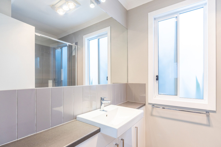 Bathroom 4, NRMA Portland Bay Holiday Park, Glenelg - Portland