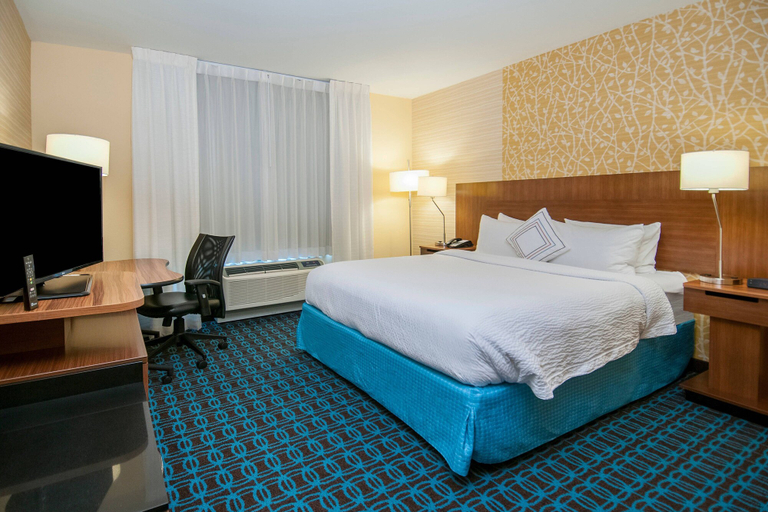 Bedroom 4, Fairfield Inn & Suites Dallas Plano North, Collin