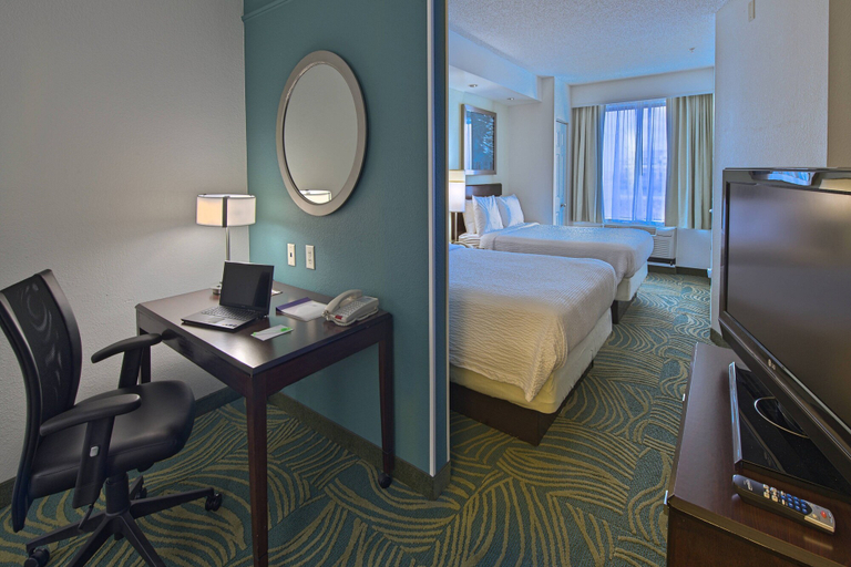 Bedroom 2, SpringHill Suites by Marriott Greensboro, Guilford