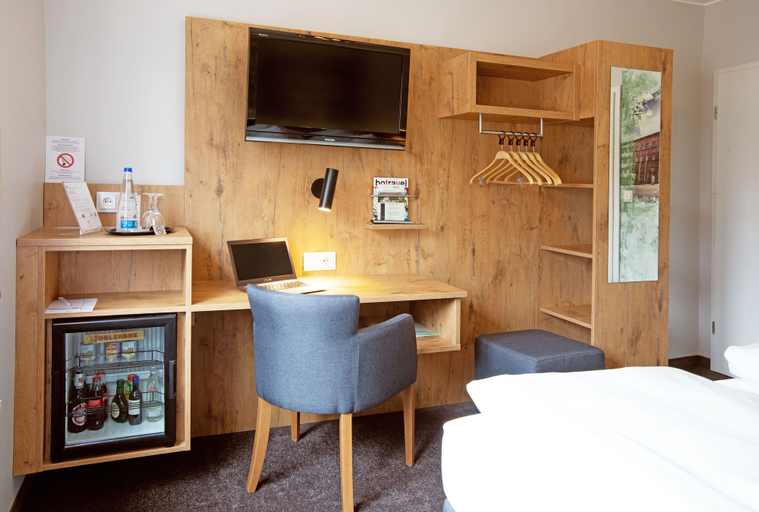 Bedroom 3, Ambient Hotel Am Europakanal, Fürth