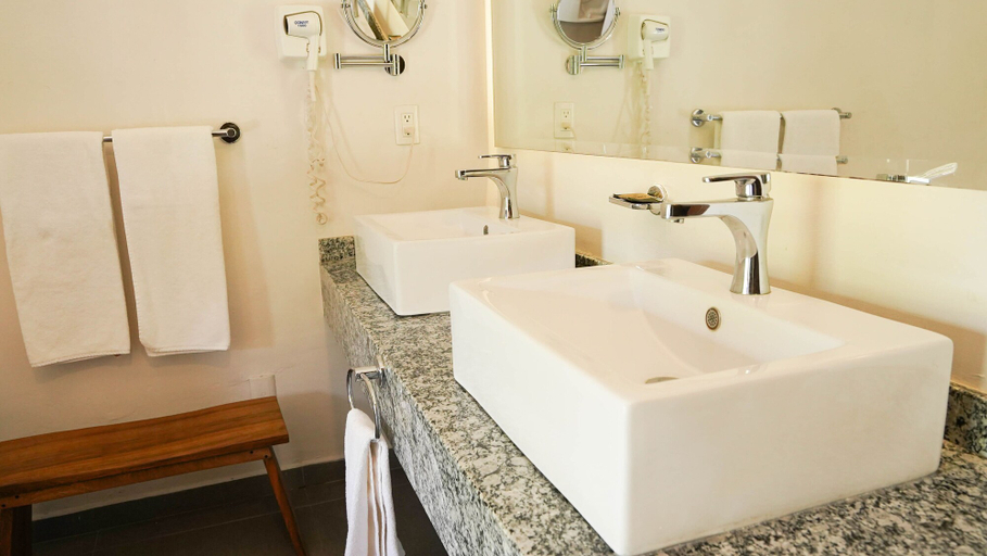 Bathroom 4, Hotel Gran Casa Xalisco, Guadalajara