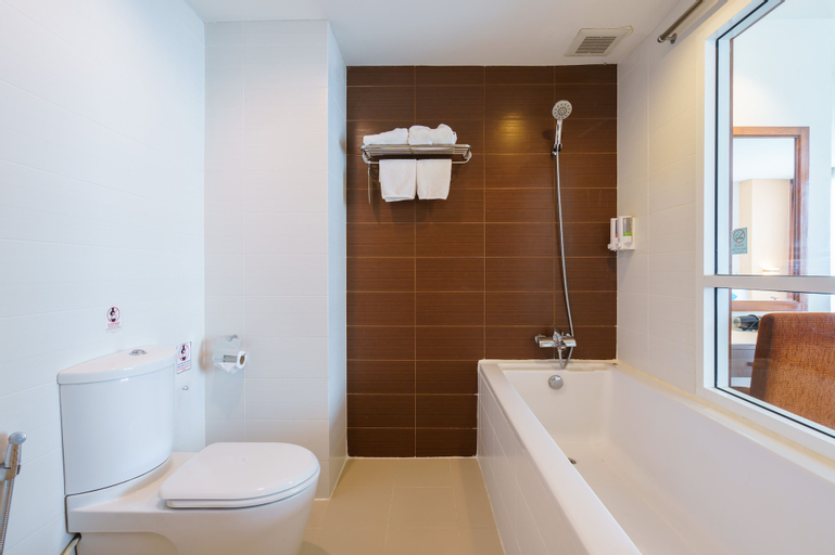 Bathroom 6
