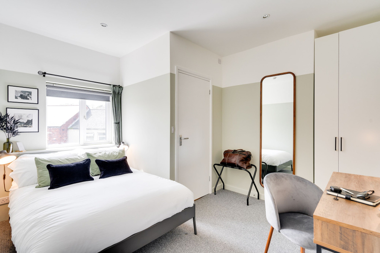 Bedroom 3, Urban Oasis by Keystone, Newport