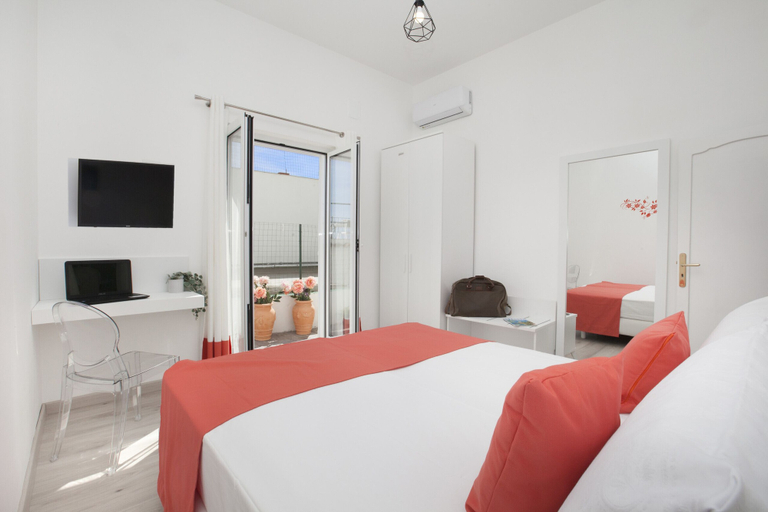 Bedroom 3, Estate4home - Maison Jenny, Salerno