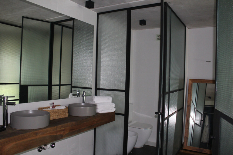 Bathroom 4, Be House Suites & Spa, n.a351