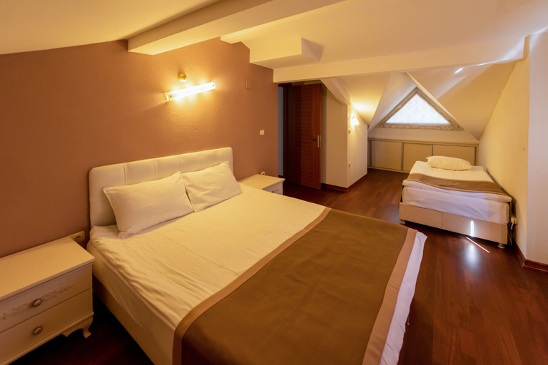 Bedroom 4, Vira Hotel & Suites, Fethiye