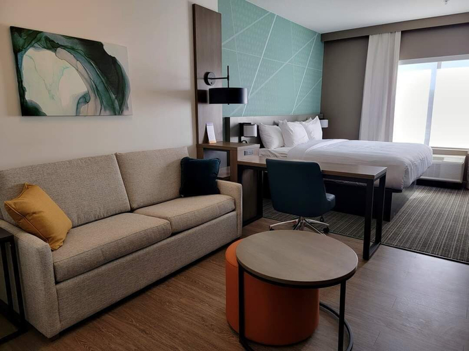 Bedroom 2, Comfort Suites, Wayne
