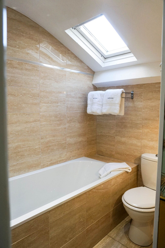 Bathroom 3, Hôtel Pruly, Alpes-Maritimes