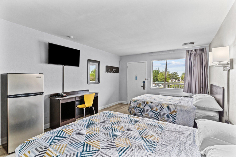 Bedroom 22