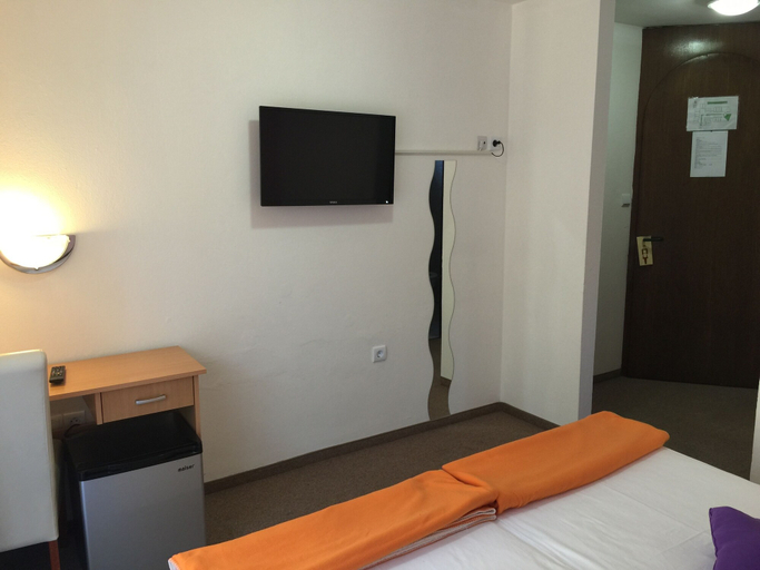 Bedroom 2, Hotel Ruža, Novi Vinodolski