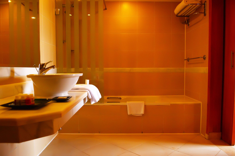 Bathroom 5, Parrotel Beach Resort, Sharm el-Sheikh
