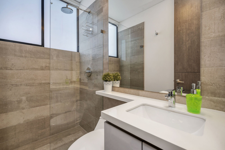 Bathroom 3, Apartamentos Class Suites by HOUSY HOST, Medellín