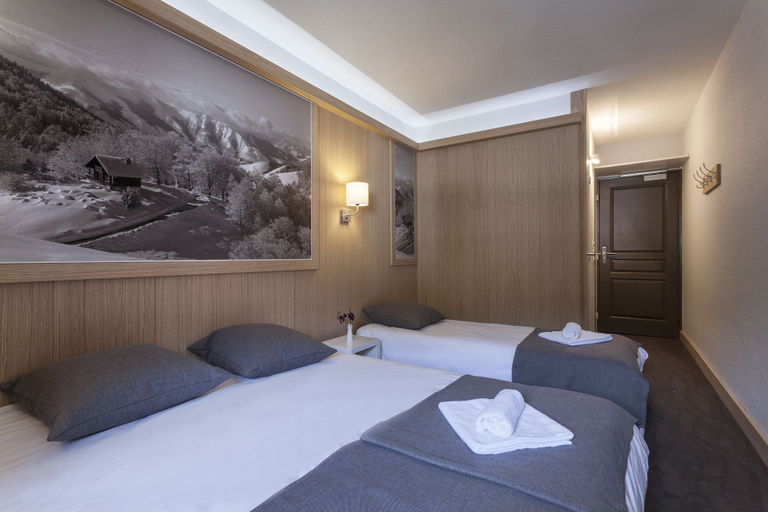Bedroom 2, Hôtel Club MMV Les Arolles, Savoie