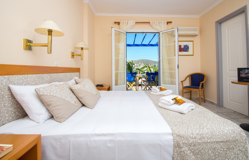 Bedroom 3, Syros Atlantis Hotel, South Aegean