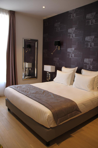 Bedroom 2, Hotel Le Dome, Pas-de-Calais