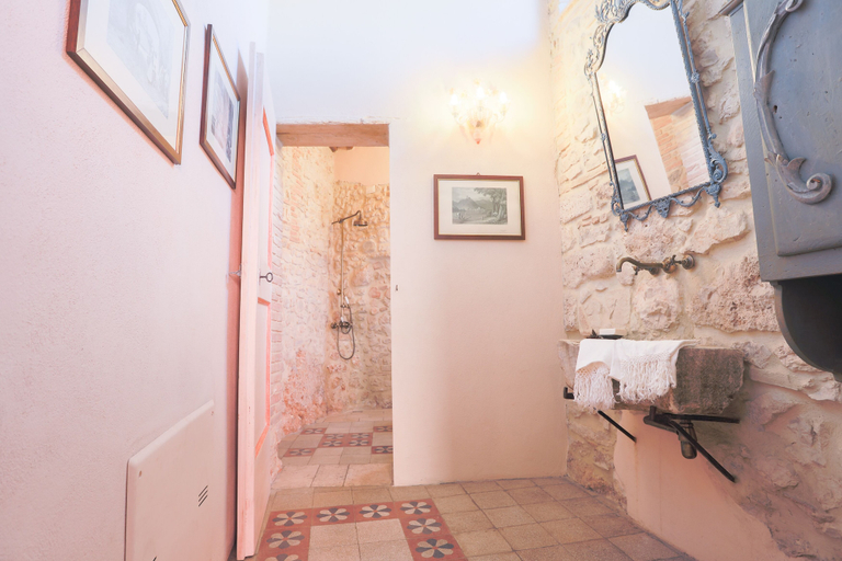 Others 5, La Corte di Narnia, Terni